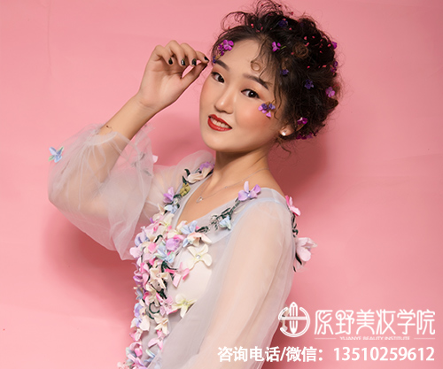 深圳化妝紋繡培訓學校哪家門檻低，深圳化妝紋繡培訓學校哪家一對一教學