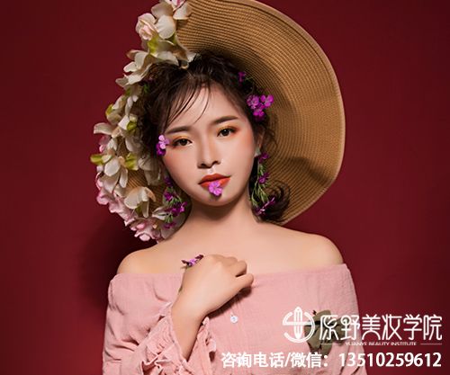 深圳專業化妝紋繡培訓學校哪家比較靠譜，深圳專業化妝紋繡培訓學校哪家排行榜前十