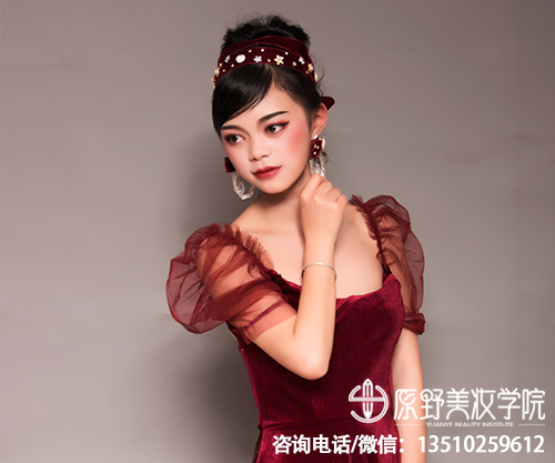 2022學(xué)化妝有前景嗎，2022年最好的化妝學(xué)校排行